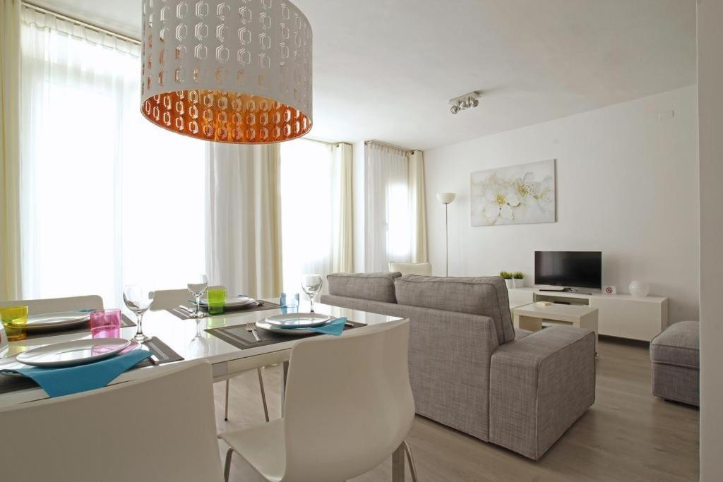 Warm Sands Apartment By Hello Homes Sitges Eksteriør bilde