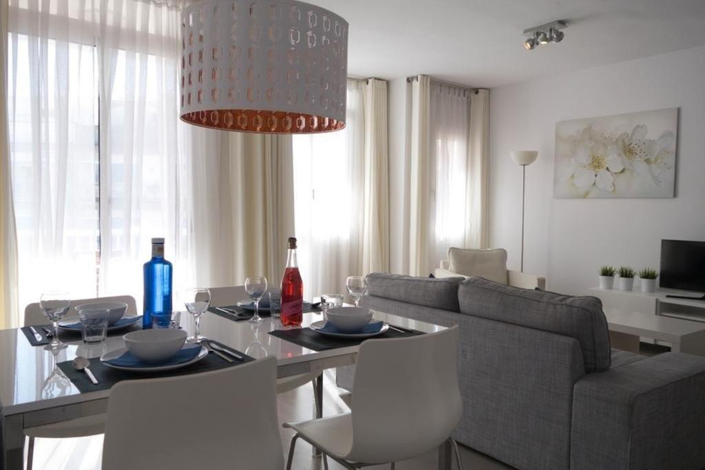 Warm Sands Apartment By Hello Homes Sitges Eksteriør bilde