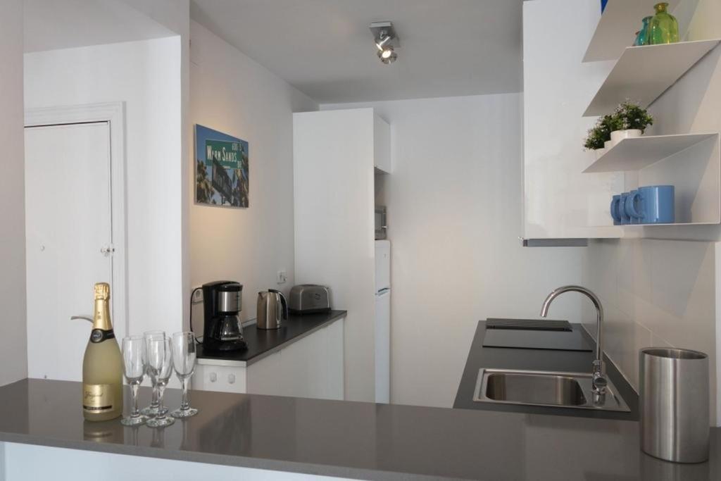 Warm Sands Apartment By Hello Homes Sitges Eksteriør bilde